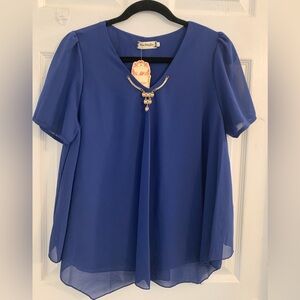 Cobalt Blue Women’s Short Sleeve flowing Blouse with Gold Accents. Size XL $10